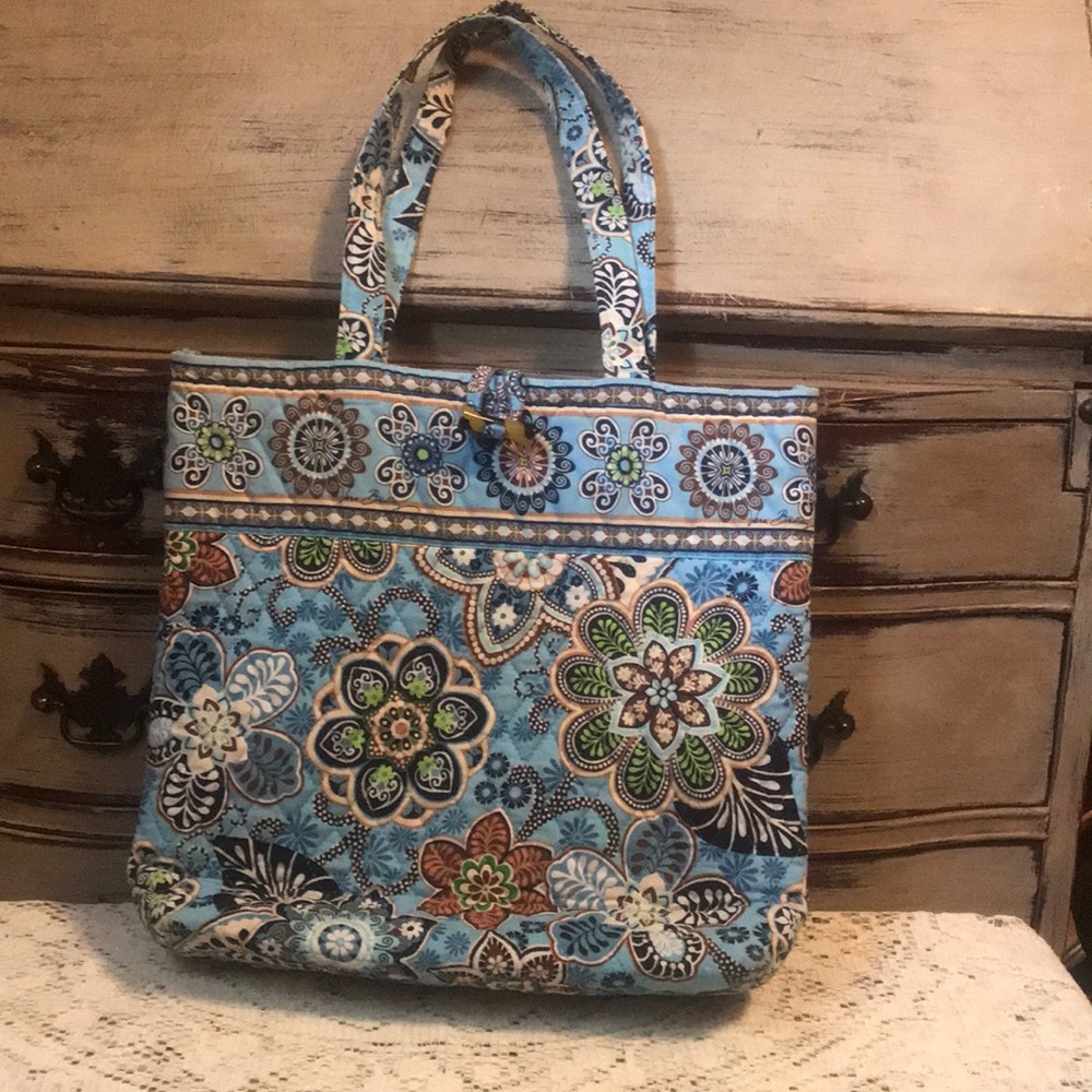 Vera Bradley tote